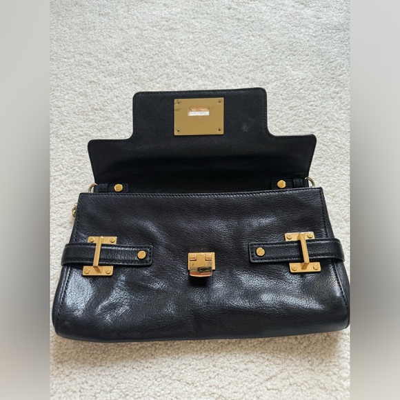 Michael Kors black leather shoulder bag with gold chain and hardware - Picture 6 of 16